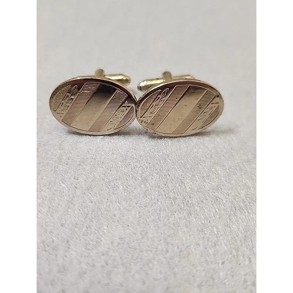 Gold Plated Cufflink Set with Engraved Vines - Vintage Cuff Link Set